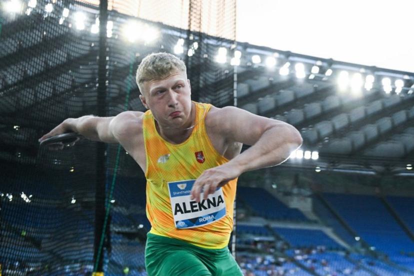 Lithuania's Mykolas Alekna competes in the men's discus throw event of the Diamond League athletics meeting at the Olympic stadium in Rome on August 30, 2024.  Tiziana FABI / AFP