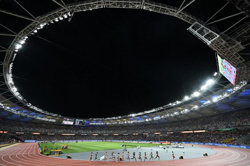 Athletes compete in the women's 5000m final during the World Athletics Championships at the National Athletics Centre in Budapest on August 26, 2023.  Attila KISBENEDEK / AFP