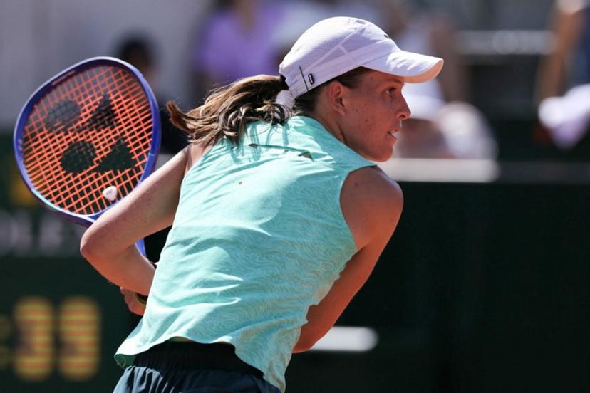 Spain's Kaitlin Quevedo plays against France's Leolia Jeanjean during their women's singles match on day 2 of the French Open tennis tournament at the Roland-Garros Complex in Paris on May 25, 2026.  Thomas SAMSON / AFP