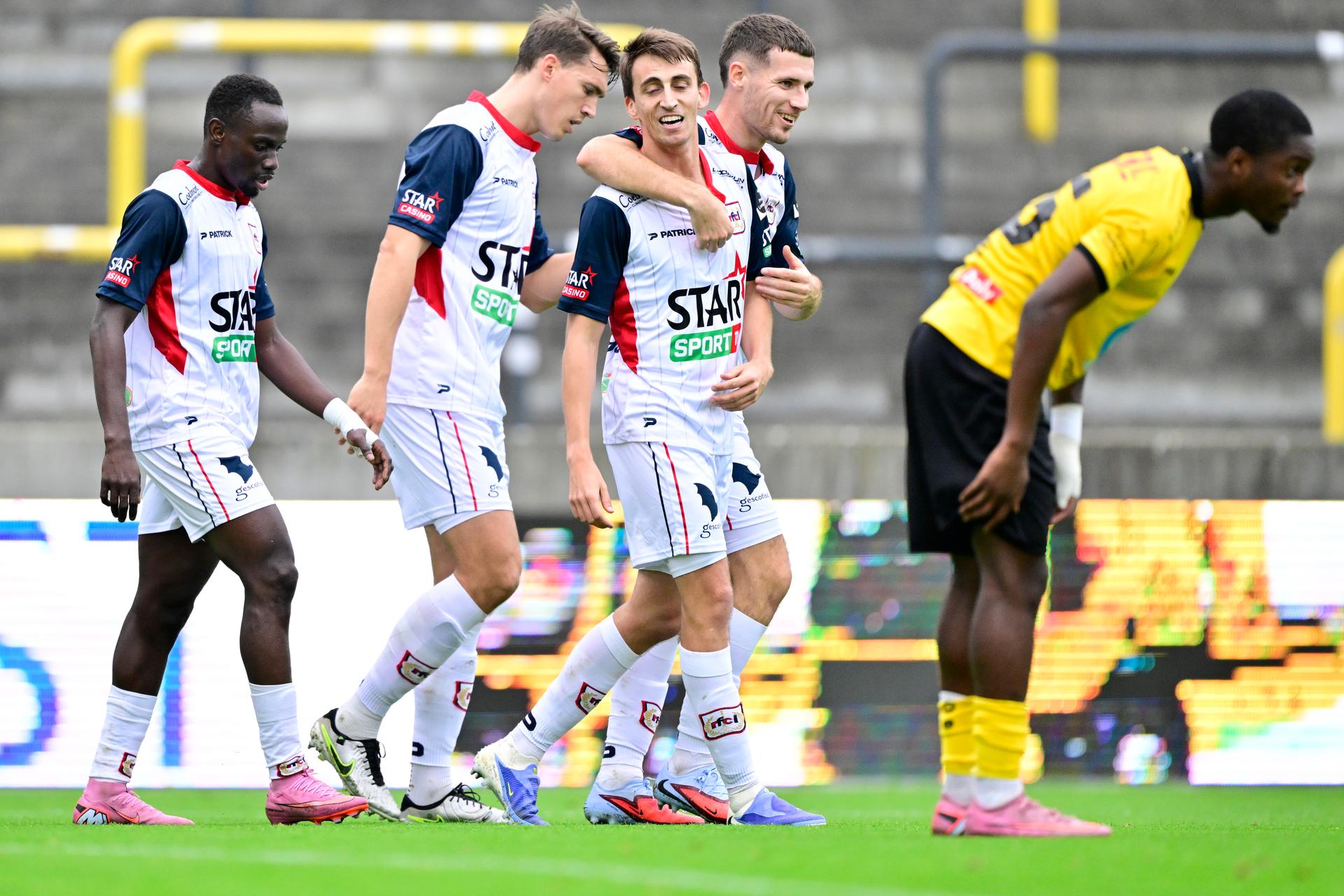 Liege's Alexis De Sart celebrates after scoring during a soccer game between Lierse SK and RFC Liege, Sunday 19 October 2025 in Lier, on day 10 of the 2025-2026 'Challenger Pro League' 1B second division of the Belgian championship. BELGA PHOTO DIRK WAEM
