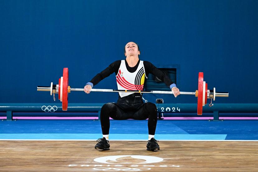 Belgian weight lifter Nina Sterckx pictured in action during the women's -49kg competition of the weightlifting event at the Paris 2024 Olympic Games, on Wednesday 07 August 2024 in Paris, France. The Games of the XXXIII Olympiad are taking place in Paris from 26 July to 11 August. The Belgian delegation counts 165 athletes competing in 21 sports. BELGA PHOTO ANTHONY BEHAR   **  ** *** BELGIUM ONLY ***