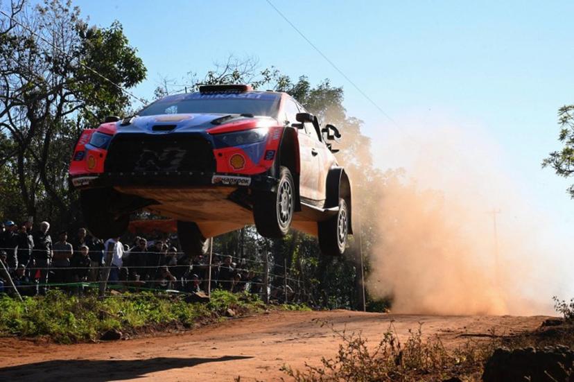 Belgium Driver Thierry Neuville And Co-driver Martijn Wydaeghe compete in their Hyundai i20 N Rally1 during the Nueva Alborada stage of the WRC Rally Paraguay, the 10th round of the FIA World Rally Championship (WRC), near Encarnacion, Paraguay on August 29, 2025.  Luis ROBAYO / AFP