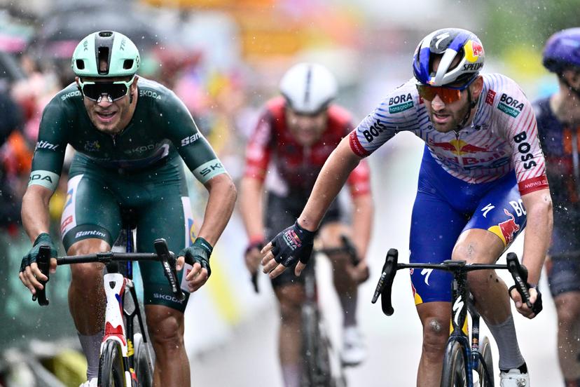 Italian Jonathan Milan of Lidl-Trek and Belgian Jordi Meeus of RedBull-BORA-hansgrohe cross the finish line of stage 17 of the 2025 Tour de France cycling race, from Bollene to Valence (161km), on Wednesday 23 July 2025 in France. The 112th edition of the Tour de France starts on Saturday 5 July in Lille, France, and will finish in Paris, France on the 27th of July.   BELGA PHOTO DIRK WAEM