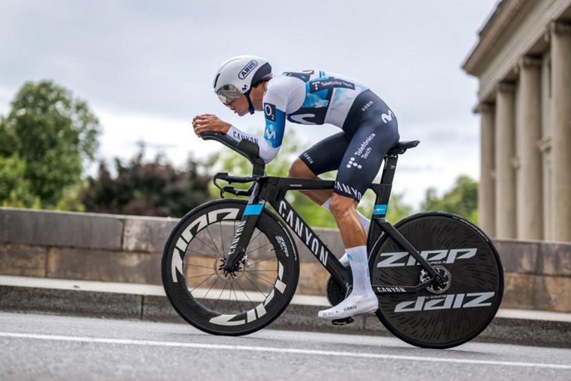 Spain's Javier Romo rides during the fifth stage of the Tour of Romandie UCI cycling World tour, 17.1 km loop from the start to the finish in Geneva on May 4, 2025.  Fabrice COFFRINI / AFP