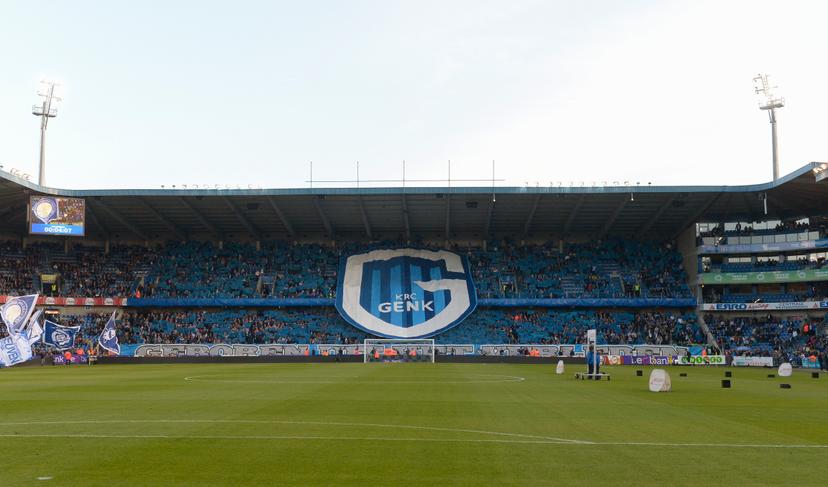 Genk's supporters show the new club logo at the start of the Jupiler Pro League match between KRC Genk and RSC Anderlecht, in Genk, Thursday 19 May 2016, on day 9 of the Play-off 1 of the Belgian soccer championship. BELGA PHOTO JOHN THYS