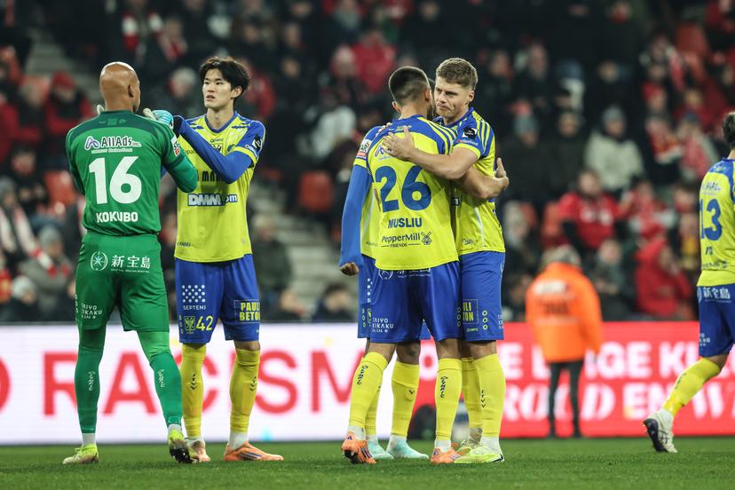 STVV's players pictured at the start of a soccer match between Standard de Liege and Sint-Truiden VV, Friday 26 December 2025 in Liege, on day 20 of the 2025-2026 'Jupiler Pro League' first division of the Belgian championship. BELGA PHOTO BRUNO FAHY
