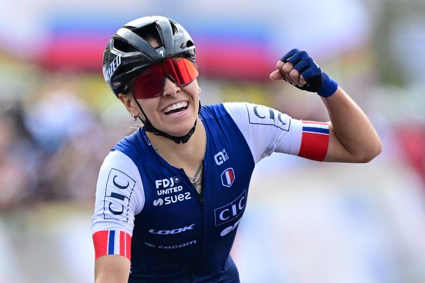 French Celia Gery pictured as she wins the U23 women road race (119,3 km) at the cycling road World Championships in Kigali, Rwanda, Thursday 25 September 2025. The 2025 UCI Road World Championships take place from 21 to 28 September in Kigali, Rwanda. BELGA PHOTO DIRK WAEM