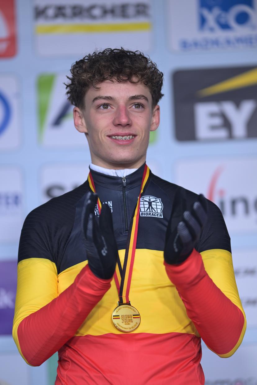 Belgian Lars Peers celebrates on the podium after winning the Novices second year men race at the Belgian Cyclocross Championships in Beringen on Sunday 11 January 2026. BELGA PHOTO DAVID PINTENS