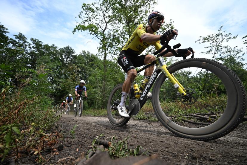 Belgian Wout van Aert of Team Visma-Lease a Bike pictured during the elite race at the Belgian Gravel Championships, Sunday 16 August 2026 in Grobbendonk. BELGA PHOTO ELIAS ROM
