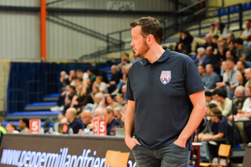 Limburg's head coach Raymond Westphalen pictured during a basketball match between Limburg United and Brussels, Friday 03 October 2025 in Mechelen, on day 2 of the 'BNXT League' Belgian/ Dutch first division basket championship. BELGA PHOTO JILL DELSAUX