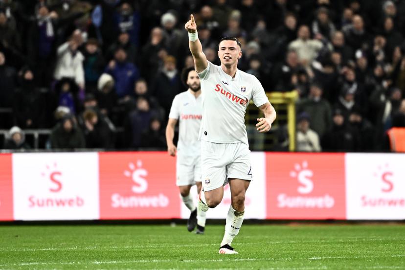 Anderlecht's Jan-Carlo Simic celebrates after scoring the 2-0 goal during a soccer match between RSC Anderlecht and KV Mechelen, Sunday 26 January 2025 in Brussels, on day 23 of the 2024-2025 season of the 'Jupiler Pro League' first division of the Belgian championship. BELGA PHOTO MAARTEN STRAETEMANS
