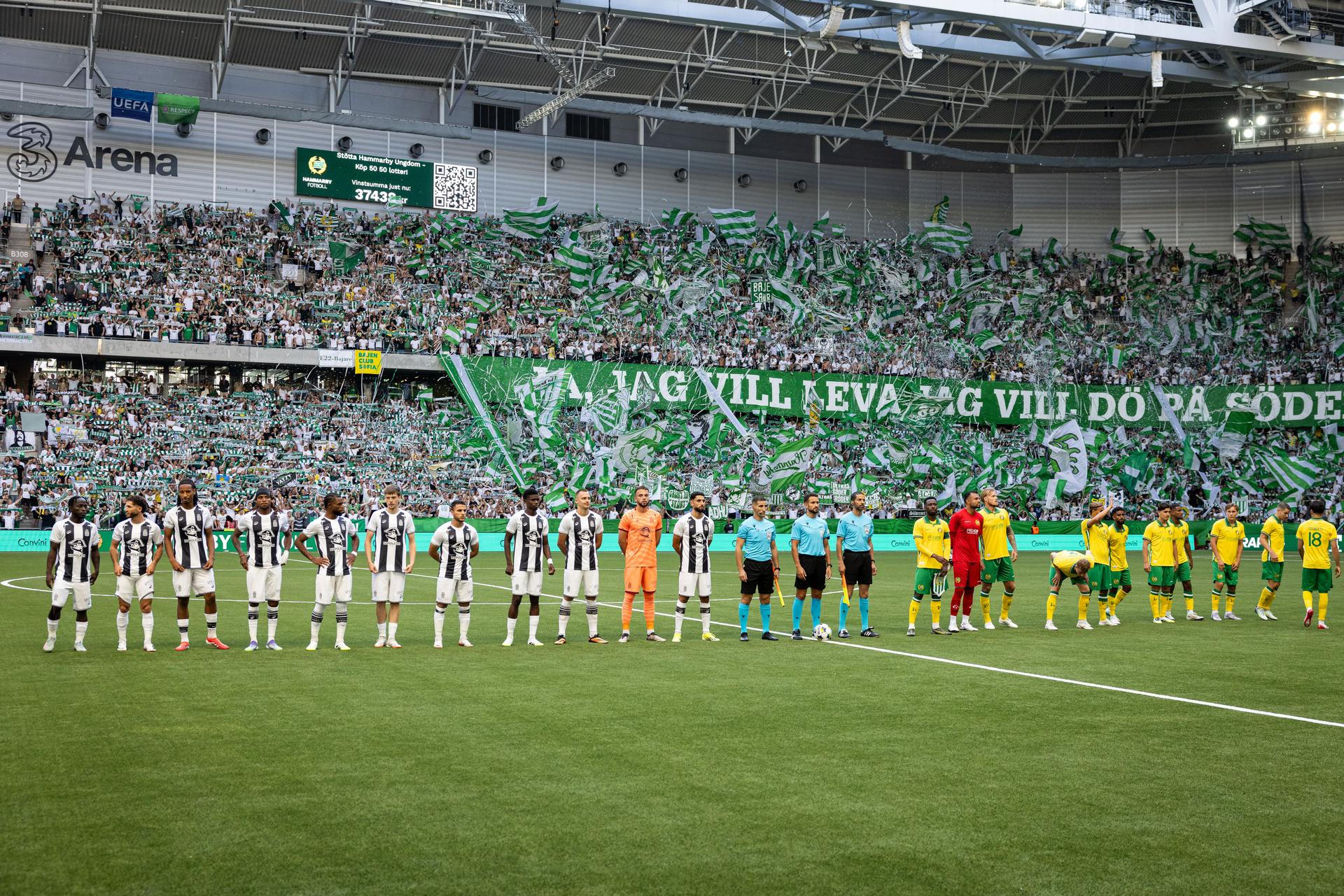 Players of Charleroi and of Hammarby in a lineup during a soccer game between Swedish soccer team Hammarby and Belgian soccer team Sporting Charleroi, in Stockholm, Wednesday 23 July 2025, in the second qualifying round (1st leg) of the 2025-2026 UEFA Europa League. BELGA PHOTO MICHAEL CAMPANELLA