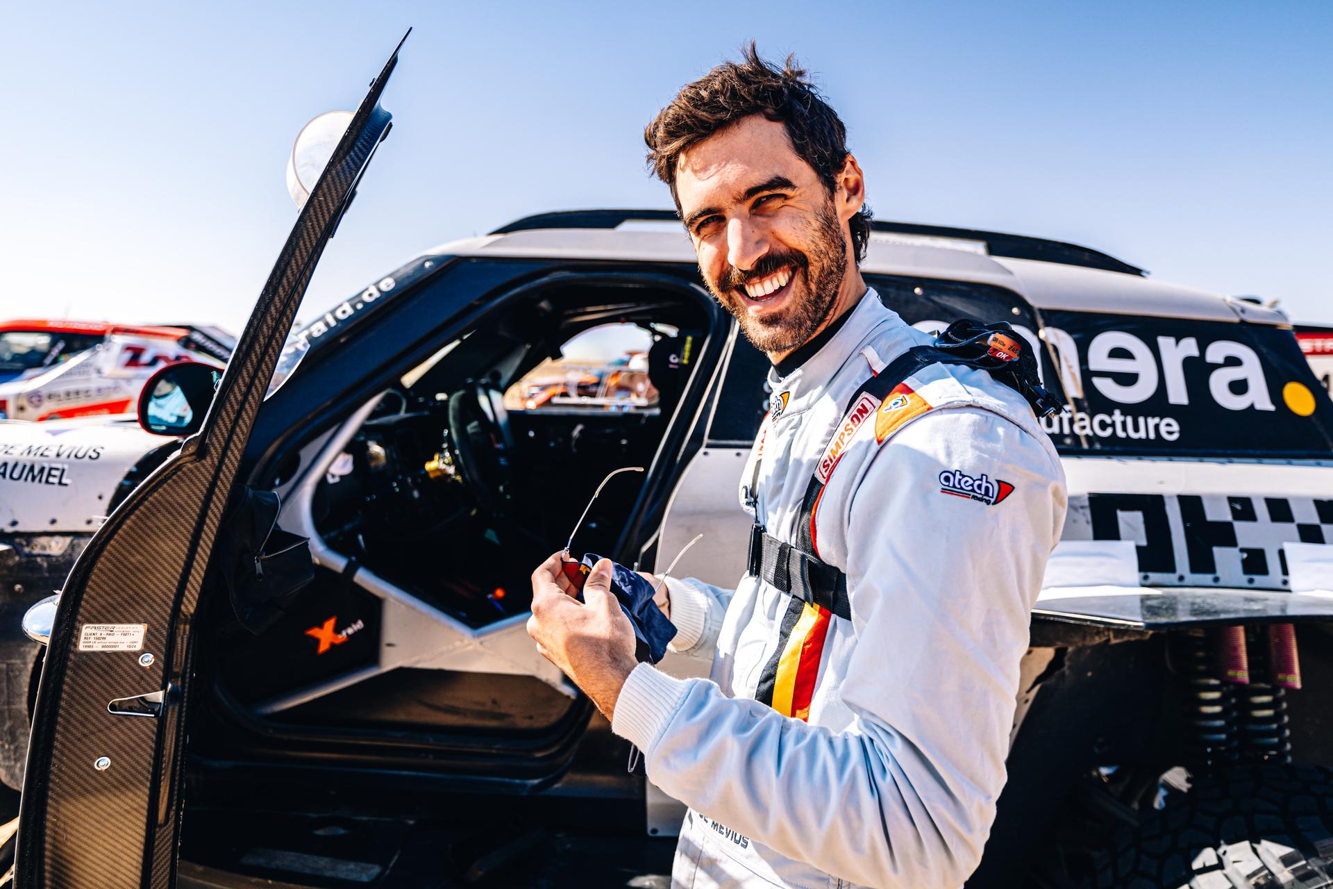 ATTENTION EDITORS - HAND OUT PICTURES - EDITORIAL USE ONLY - MANDATORY CREDIT: SIMON BAUCHAU  Hand out picture released by Eric Dupain shows Guillaume de Mevius at the start of stage 9 of the 2025 Dakar rally race in Riyadh, Saoudi Arabia on Tuesday 14 January 2025.  *** Belga and Belga Editorial Board decline all responsibility regarding the content of this picture. *** BELGA PHOTO HAND OUT SIMON BAUCHAU