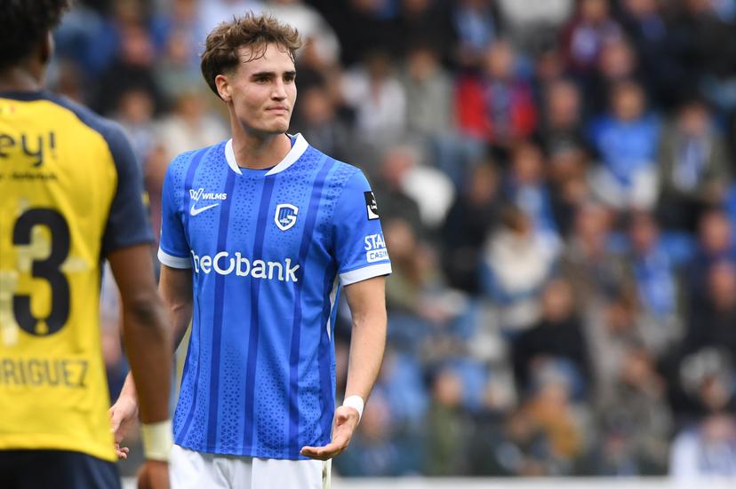 Genk's Nikolas Sattlberger looks dejected during a soccer match between KRC Genk and Royale Union Saint-Gilloise, Sunday 21 September 2025 in Genk, a game of day 8 of the 2025-2026 'Jupiler Pro League' first division of the Belgian championship. BELGA PHOTO JILL DELSAUX