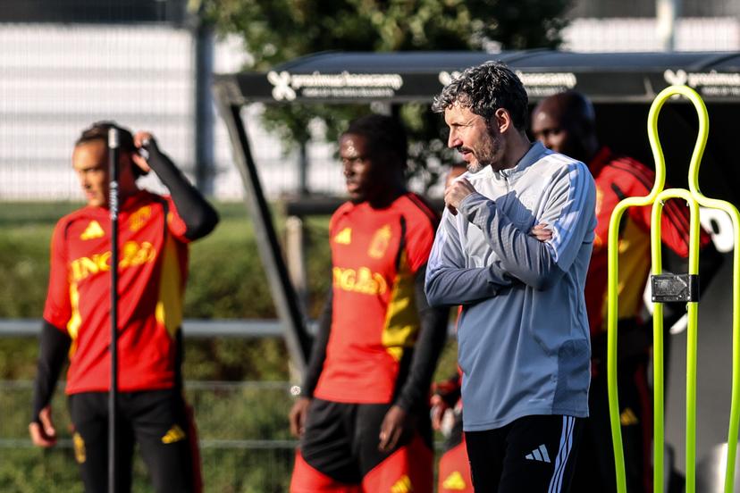 Belgium's head coach Mark van Bommel pictured during a training session of the Red Devils, the Belgian national soccer team, at the national training center in Tubize, Monday 21 September 2026. The team is preparing for fixtures in the UEFA Nations League competition. BELGA PHOTO BRUNO FAHY