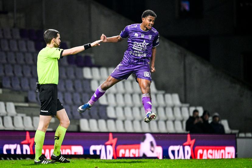 Beerschot's Brian Plat scores for a third time from penalty during a soccer game between Beerschot VA and RSCA Futures, Tuesday 10 March 2026 in Antwerp, on day 29 of the 2025-2026 'Challenger Pro League' 1B second division of the Belgian championship. BELGA PHOTO GOYVAERTS