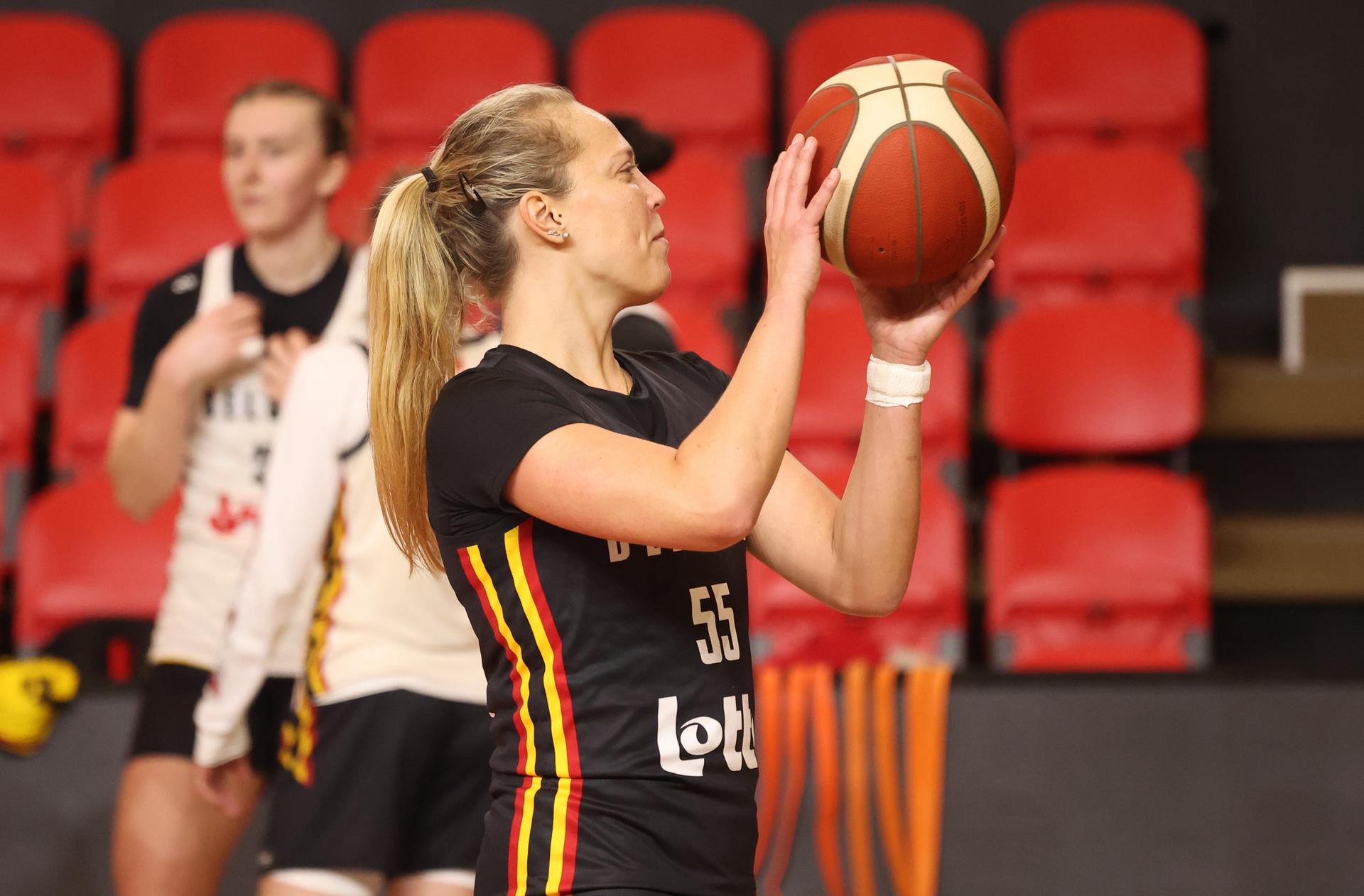 Belgium's Julie Allemand pictured during the media day of Belgian national women basketball team 'the Belgian Cats', in Oostende, Monday 03 February 2025. The Cats will play on 06 February a FIBA EuroBasket 2025 qualifier game against Azerbaijan. BELGA PHOTO VIRGINIE LEFOUR