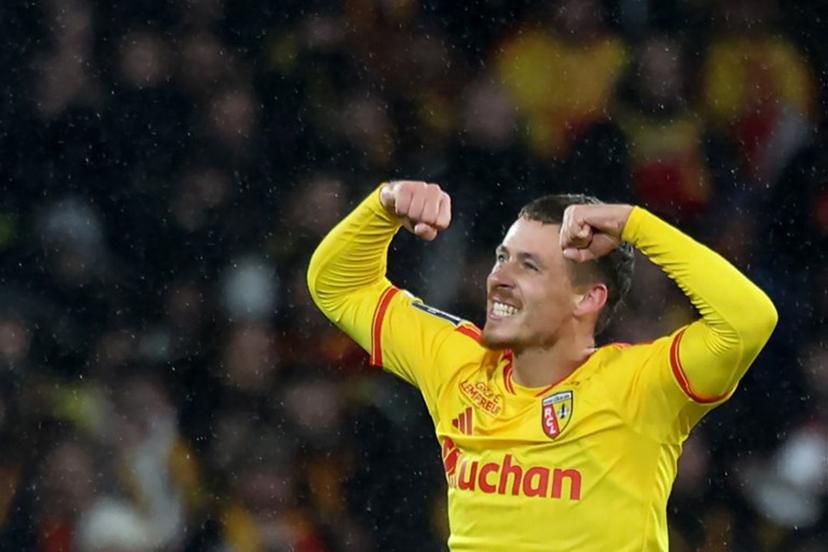 Lens' Belgian midfielder #09 Thorgan Hazard celebrates after scoring a goal during the French L1 football match between RC Lens and Paris FC at the Stade Bollaert-Delelis in Lens, northern France, on October 24, 2026.  Francois LO PRESTI / AFP