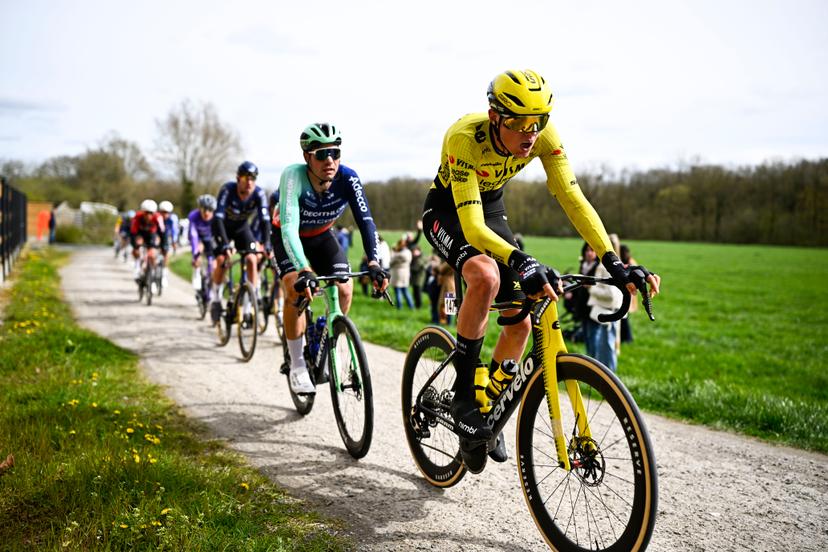 Belgian Tim Rex of Team Visma-Lease a Bike pictured in action during the men elite 'Middelkerke-Wevelgem - In Flanders Fields' one day cycling race, 240.8 km from Middelkerke to Wevelgem, on Sunday 29 March 2026. BELGA PHOTO JASPER JACOBS