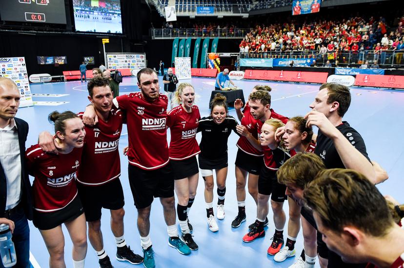 Belgian Jari Hardies and Belgian Julie Caluwe pictured after the final match between the Belgian Diamonds, the Belgium national Korfball team, and the Netherlands, Saturday 30 October 2021 in Antwerp, on the final day of the IKF European Korfball Championships in Antwerp. They take place from 25 to 30 October and the top 8 European korfball nations competed in the first big official international competition since the covid 19-pandemic. BELGA PHOTO TOM GOYVAERTS