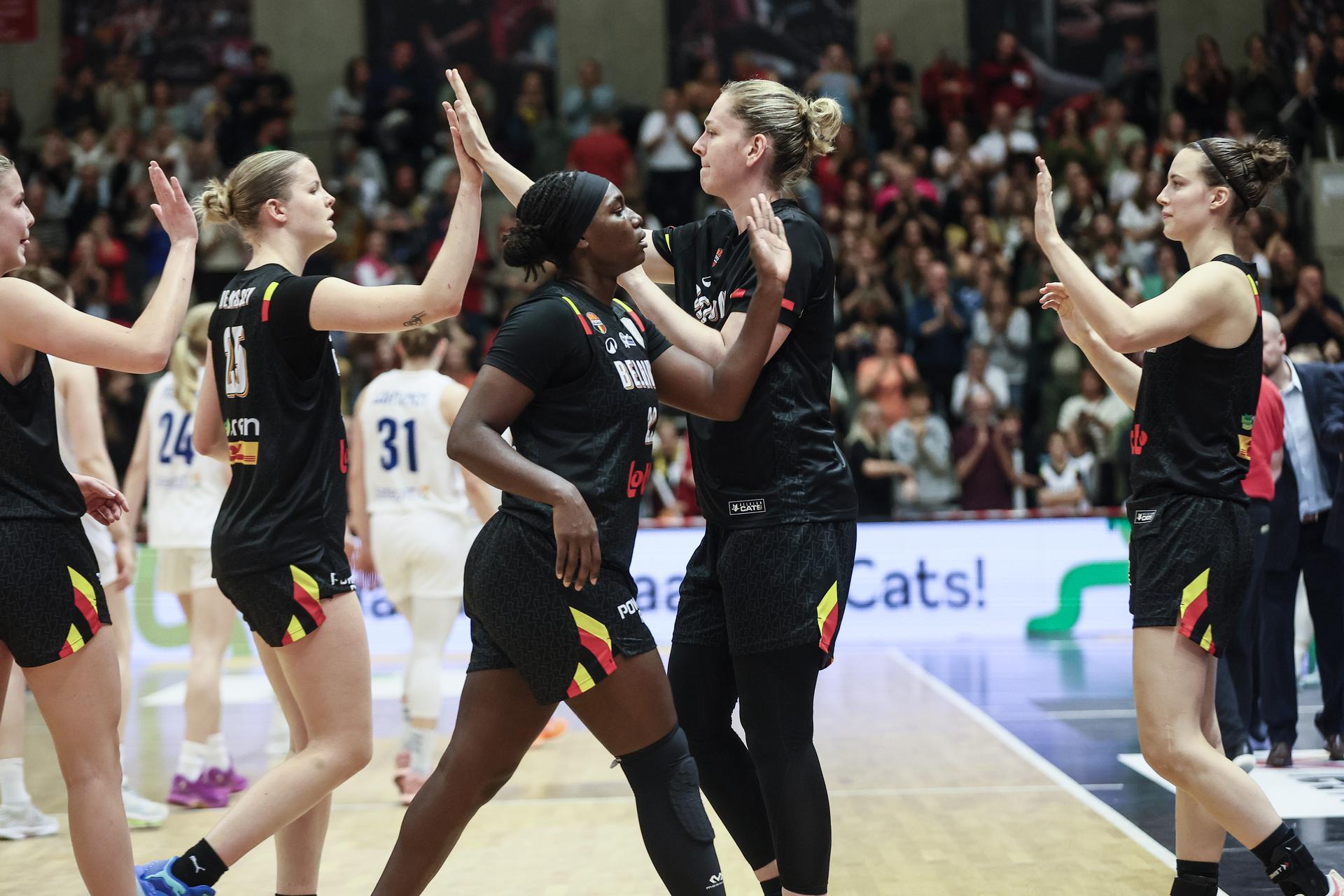Belgian Cats' players celebrate after winning a basketball game between Belgian national team the Belgian Cats and Finland, Thursday 13 November 2025 in Leuven, a qualification game (1/6) for the 2027 Eurobasket tournament. BELGA PHOTO BRUNO FAHY