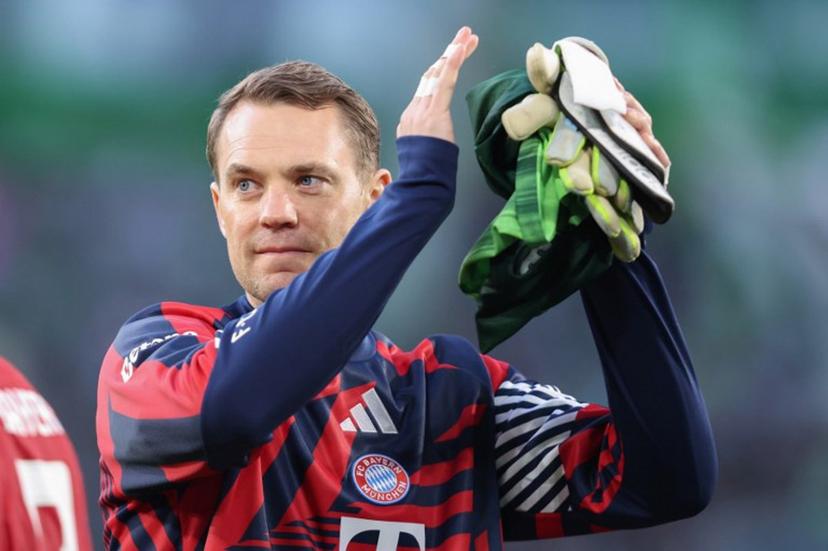 Bayern Munich's German goalkeeper #01 Manuel Neuer applauds the fans after the German first division Bundesliga football match between VfL Wolfsburg and FC Bayern Munich in Wolfsburg, on May 9, 2026.  Ronny HARTMANN / AFP