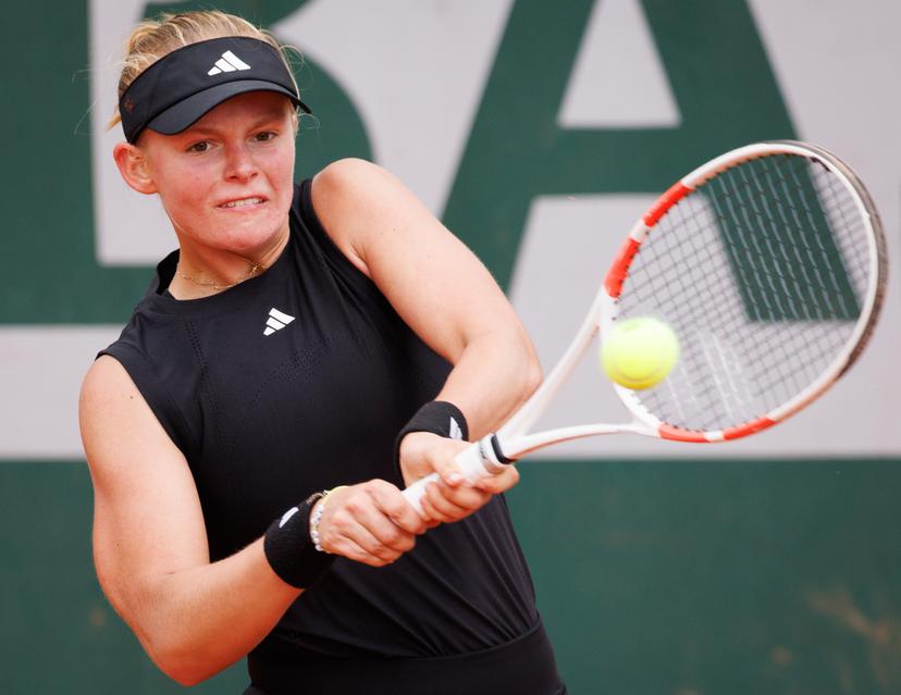 Belgian Jeline Vandromme pictured in action during a tennis match between Belgian Vandromme and Austrian Tagger, in the first round of the girls' singles, at the Roland Garros French Open tennis tournament, in Paris, France, Monday 02 June 2025. This year's tournament takes place from 25 May to 08 June. BELGA PHOTO BENOIT DOPPAGNE