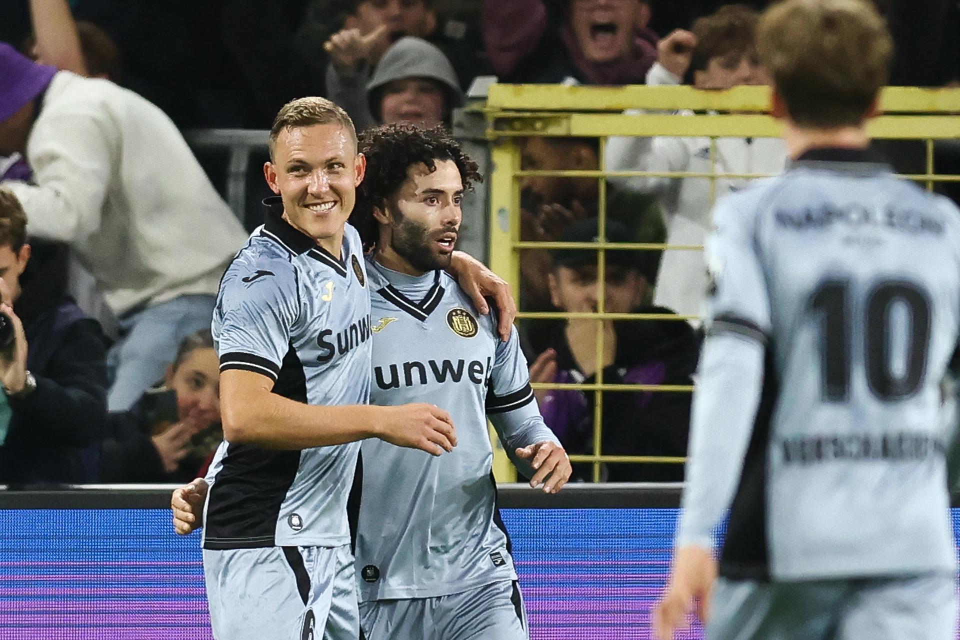 Anderlecht's Cesar Huerta celebrates after scoring during a soccer game between RSC Anderlecht and KVK Ninove (N1) in the 1/16th final of the Croky Cup Belgian cup, Tuesday 28 October 2025 in Brussels. BELGA PHOTO BRUNO FAHY