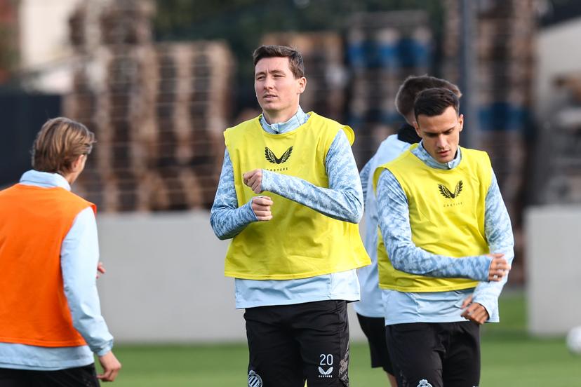Club's Hans Vanaken and Club's Aleksandar Stankovic pictured during a training session of Belgian soccer team Club Brugge KV, on Tuesday 04 November 2025 in Brugge. The team is preparing for tomorrow's game against Spanish FC Barcelona, on day four of the League phase of the UEFA Champions League tournament. BELGA PHOTO BRUNO FAHY
