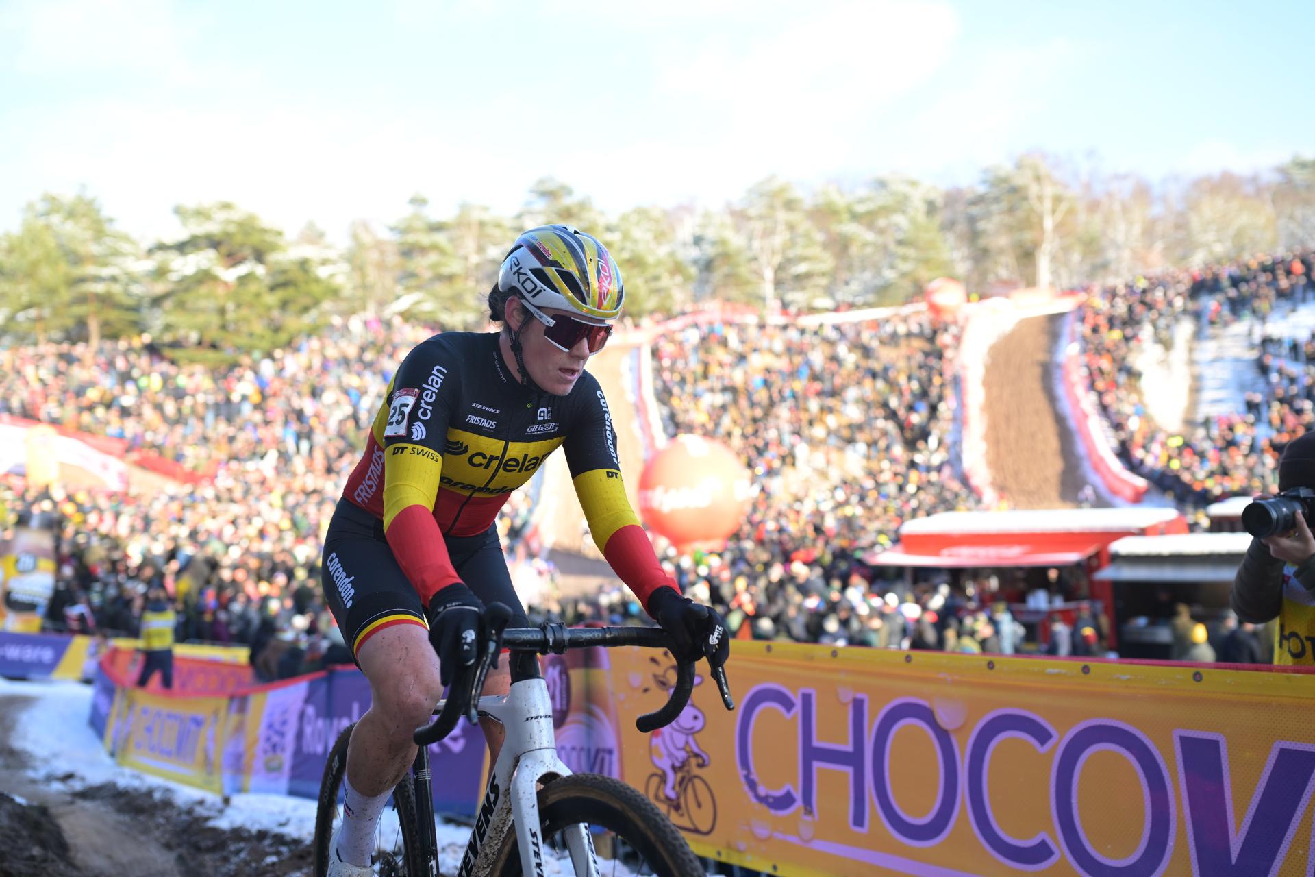Belgian Marion Norbert Riberolle pictured in action during the women's elite race at the World Cup cyclocross cycling event in Zonhoven on Sunday 04 January 2026, stage 9 (out of 12) of the UCI World Cup competition. BELGA PHOTO DAVID PINTENS