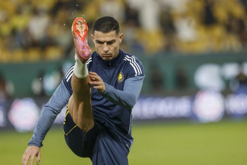 Nassr's Portuguese forward #07 Cristiano Ronaldo warm up prior to the Saudi Pro League football match between Al-Nassr and Al-Khaleej at Al-Awwal Park in Riyadh on November 23, 2025.  Fayez NURELDINE / AFP