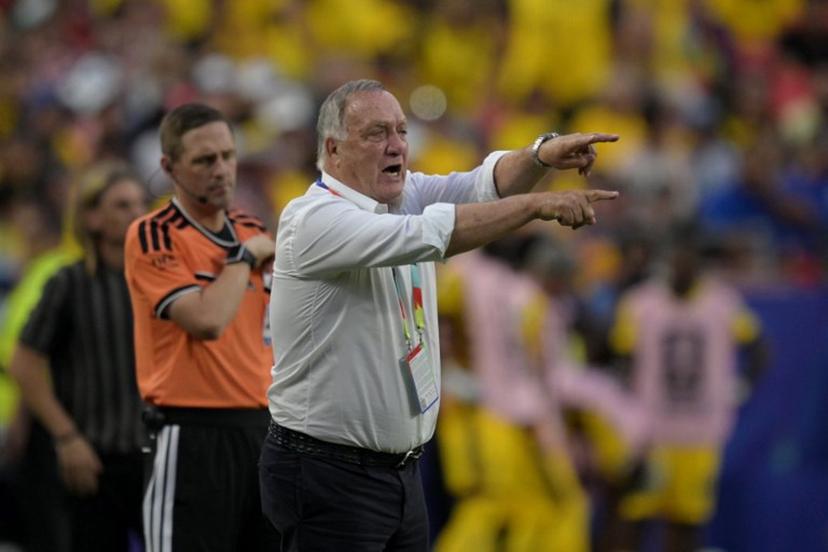 Curacao's Dutch head coach Dick Advocaat gestures during the 2026 World Cup Group E football match between Ecuador and Curacao at the Kansas City Stadium in Kansas City on June 20, 2026.   JUAN MABROMATA / AFP