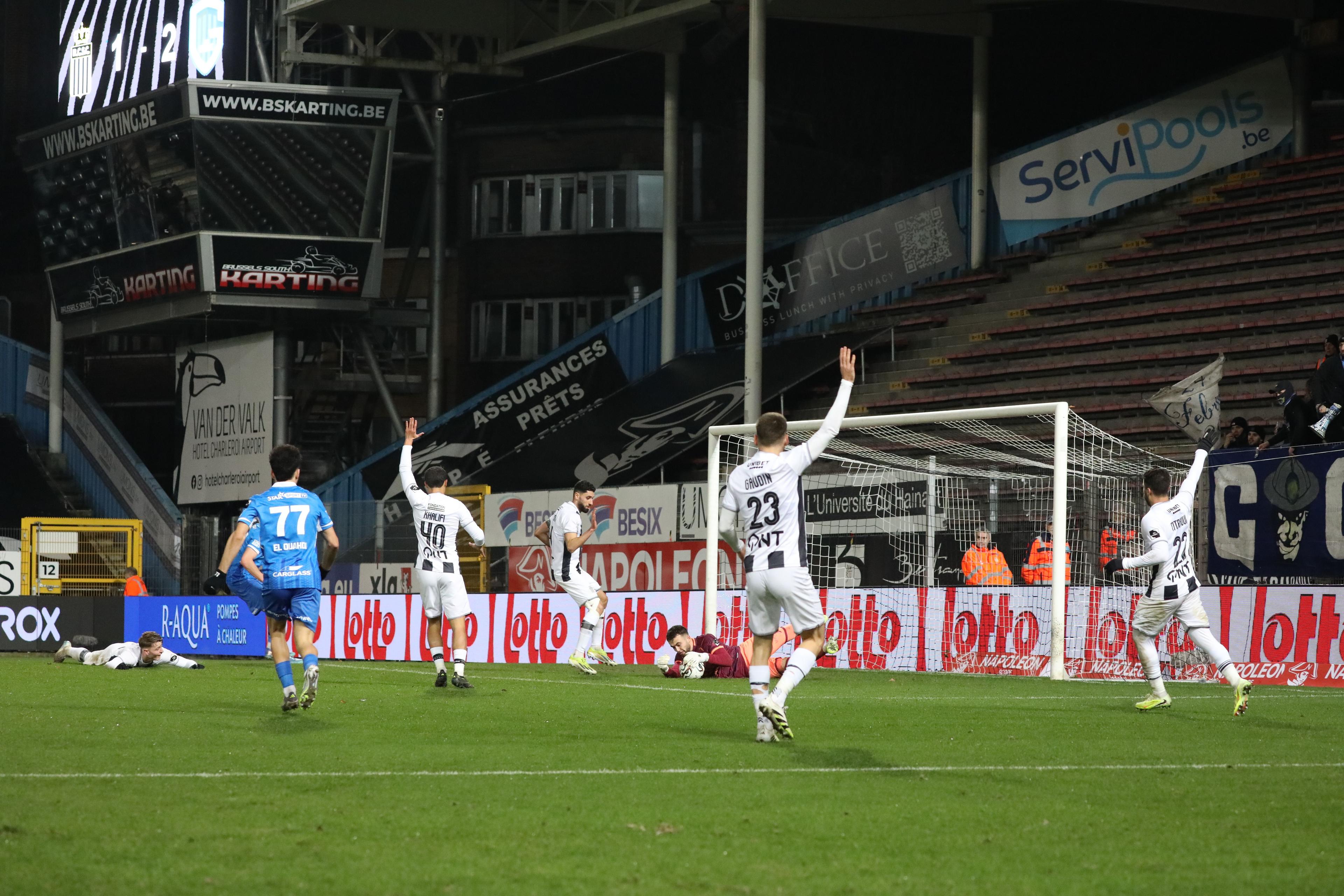 Charleroi vs KRC Genk