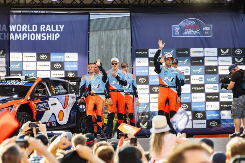 Hyundai drivers Estonian Ott Tänak and and co-driver Martin Jarveoja and Belgian Thierry Neuville and co-driver Martijn Wydaeghe attend the warm up prior to the Rally Finland of the FIA World Rally Championship on July 30, 2025 in Jyvaskyla, Finland.  Valtteri Vainio / LEHTIKUVA / AFP