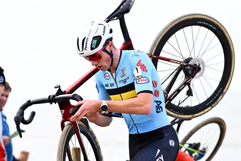 Belgian Yordi Corsus pictured in action during the U23 men race at the UEC Cyclocross European Championships, Saturday 08 November 2025, in Middelkerke. BELGA PHOTO JASPER JACOBS