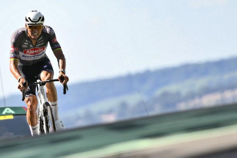 Alpecin - Deceuninck team's Dutch rider Mathieu van der Poel cycles to the finish line of the 6th stage of the 112th edition of the Tour de France cycling race, 201.5 km between Bayeux and Vire Normandie, Northwestern France, on July 10, 2025.  Marco BERTORELLO / AFP