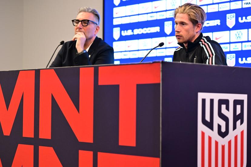 Spokesman David Steegen and Kevin De Bruyne pictured at a press conference of Belgian national soccer team Red Devils in Atlanta, United States, on Friday 27 March 2026. The team is preparing for tomorrow's friendly match against the United States, in preparation for the 2026 World Cup. BELGA PHOTO DIRK WAEM