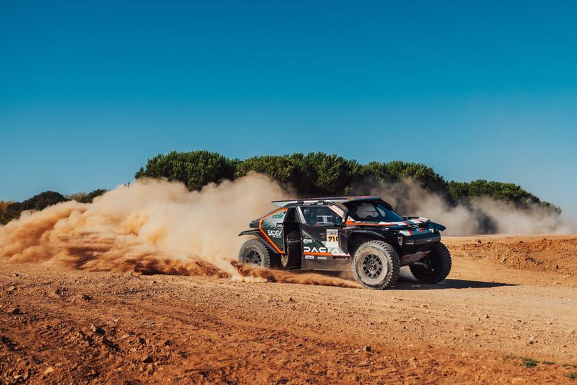 ATTENTION EDITORS - HAND OUT PICTURES - EDITORIAL USE ONLY - MANDATORY CREDIT 'DACIA SANDRIDERS CONTENT POOL'  This handout picture, distributed by Eric Dupain, shows Sebastien Loeb and Edouard Boulanger during stage 1 of the Portugal Rally Raid, stage 4 of the FIA FIM World Rally-Raid Championship, in Grandola, Portugal, on Wednesday 24 September 2025.  BELGA PHOTO HANDOUT DACIA SANDRIDERS CONTENT POOL  *** Belga and Belga Editorial Board decline all responsibility regarding the content of this picture. ***