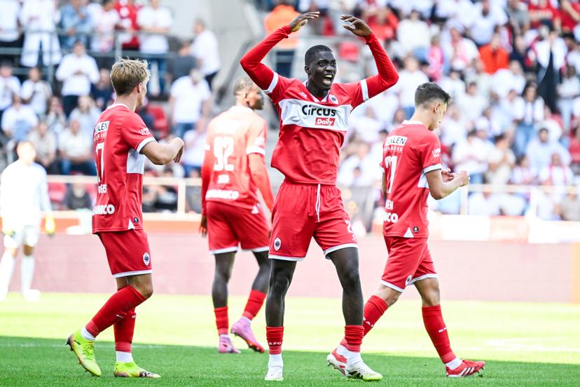Antwerp's Mahamadou Doumbia celebrates after scoring during a soccer match between Royal Antwerp FC and KV Mechelen, Sunday 24 August 2025 in Antwerp, on day 5 of the 2025-2026 'Jupiler Pro League' first division of the Belgian championship. BELGA PHOTO TOM GOYVAERTS