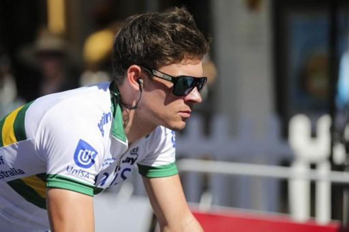 Alex Edmondson of Australia waits for the start of stage three of the 2015 Tour Down Under cycling competition in Adelaide on January 22, 2015. The Tour Down Under is being held between January 18 to 25. AFP PHOTO / MARK GUNTER  -- IMAGE RESTRICTED TO EDITORIAL USE - STRICTLY NO COMMERCIAL USE -- IMAGE RESTRICTED TO EDITORIAL USE - STRICTLY NO COMMERCIAL USE

