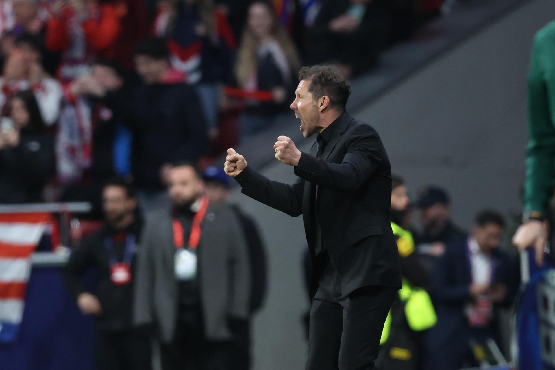 Atletico Madrid's head coach Diego Simeone celebrates during a soccer game between Spanish team Atletico Madrid and Belgian Club Brugge, in Madrid, on Tuesday 24 February 2026, the return leg game in the Knockout phase play-offs of the UEFA Champions League tournament. BELGA PHOTO BRUNO FAHY