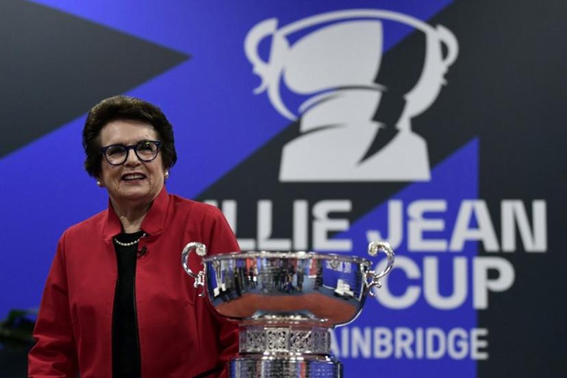 US tennis star Billie Jean King poses next to the tournament's trophy, on the day 2 of the Billie Jean King Cup Finals 2023 in La Cartuja stadium in Seville on November 8, 2023.  CRISTINA QUICLER / AFP