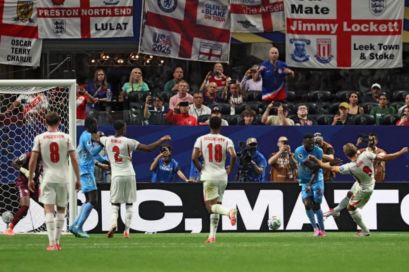 England's forward #09 Harry Kane and Congo DR's defender #22 Chancel Mbemba fight for the ball next to Congo DR's defender #04 Axel Tuanzebe, England's defender #02 Ezri Konsa and England's midfielder #10 Jude Bellingham during the 2026 World Cup round of 32 match football between England and the Democratic Republic of Congo at the Atlanta Stadium in Atlanta on July 1, 2026.   Odd ANDERSEN / AFP