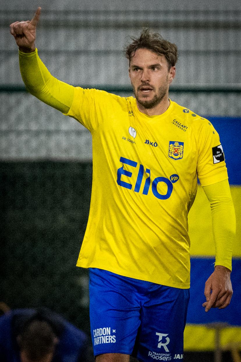 Beveren's Isaac Mayokenda-Ngadrira celebrates after scoring during a soccer game between SK Beveren and Royal Francs Borains, Saturday 06 December 2025 in Beveren, on day 16 of the 2025-2026 'Challenger Pro League' 1B second division of the Belgian championship. BELGA PHOTO JASPER JACOBS