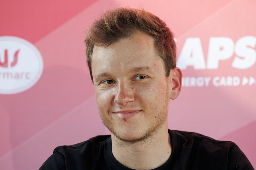 Belgian Arjen Livyns of Lotto Cycling Team pictured during a press conference of the Lotto Cycling Team ahead of the Ronde van Vlaanderen / Tour des Flandres / Tour of Flanders cycling race, Friday 04 April 2025 in Sint-Martens-Latem. The 109th edition of the cycling race will take place on Sunday 06 April. BELGA PHOTO NICOLAS MAETERLINCK