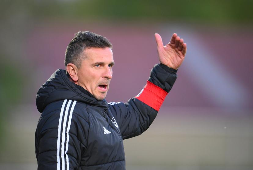 Eupen's head coach Mersad Selimbegovic reacts during a soccer game between Patro Eisden Maasmechelen and KAS Eupen, Friday 18 April 2025 in Maasmechelen, on the 30th and last day of the 2024-2025 'Challenger Pro League' 1B second division of the Belgian championship. BELGA PHOTO JOHN THYS