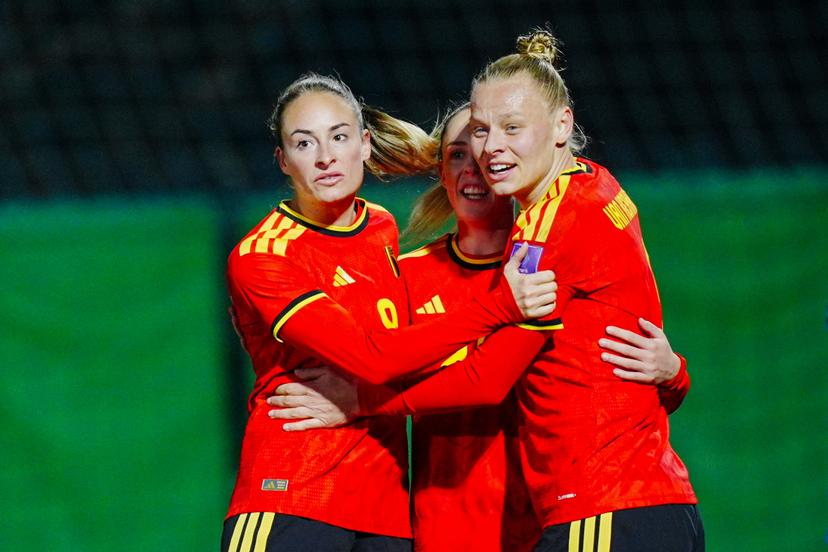 Valesca Ampoorter of Belgium, Saar Janssen of Belgium and Ella Van Kerkhoven of Belgium celebrate after scoring during a game between Belgium's national women's soccer team the Red Flames and Israel, qualifying game 1/6 for the 2027 FIFA Women's World Cup, on Tuesday 03 March 2026, in Budaors, Hungary. BELGA PHOTO ISTVAN DERENCSENYI