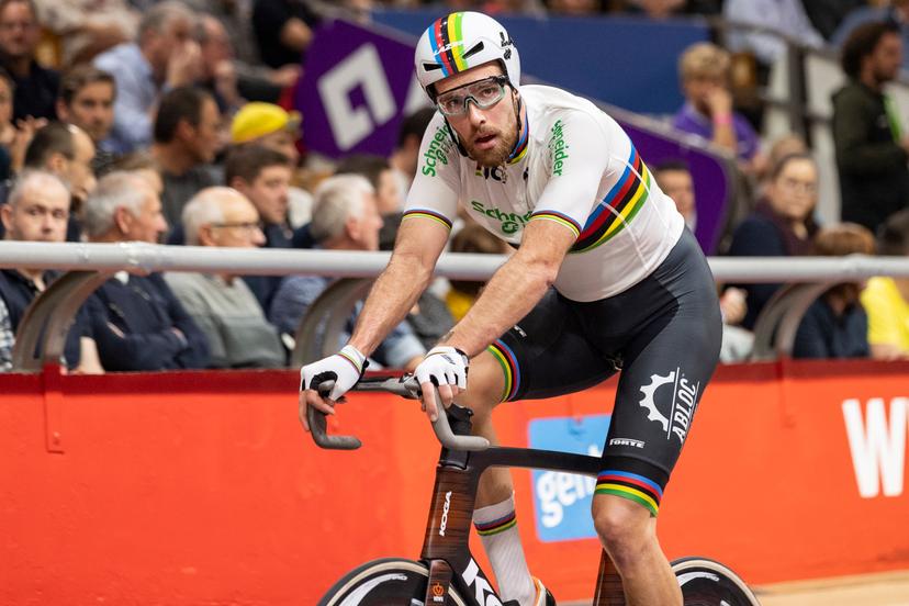 Dutch Jan-Willem van Schip pictured in action during the final day of the Zesdaagse Vlaanderen-Gent six-day indoor track cycling event at the indoor cycling arena 't Kuipke, Sunday 19 November 2023, in Gent. BELGA PHOTO DAVID PINTENS