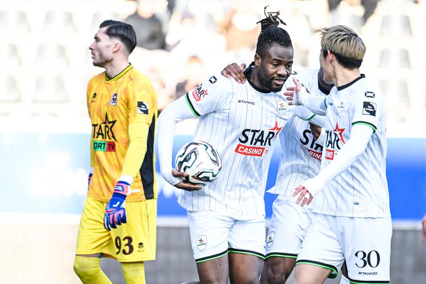 OHL's Chukwubuikem Ikwuemesi celebrates after scoring during a soccer match between Oud-Heverlee Leuven and FCV Dender EH, Saturday 14 February 2026 in Leuven, on day 25 of the 2025-2026 'Jupiler Pro League' first division of the Belgian championship. BELGA PHOTO TOM GOYVAERTS
