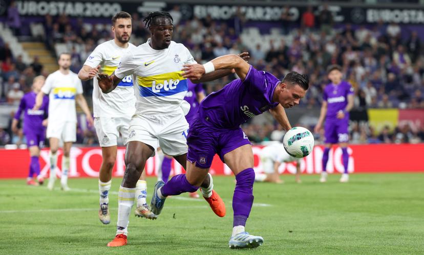 Union's Promise David and Anderlecht's Jan-Carlo Simic fight for the ball during a soccer match between RSC Anderlecht and Royale Union Saint-Gilloise, Saturday 10 May 2025 in Brussels, on day 8 (out of 10) of the Champions' Play-offs of the 2024-2025 'Jupiler Pro League' first division of the Belgian championship. BELGA PHOTO VIRGINIE LEFOUR
